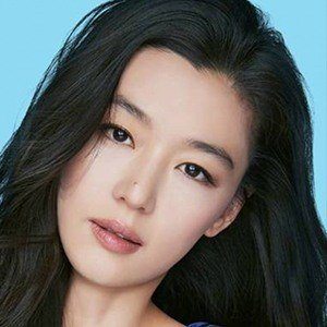 Jun Ji-hyun Plastic Surgery Face