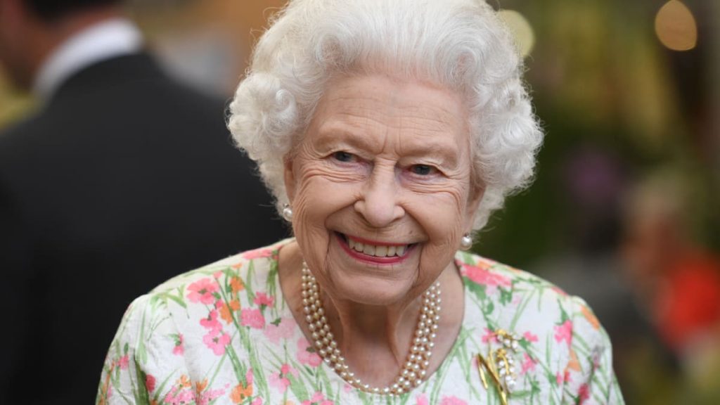 Queen Elizabeth Plastic Surgery Face
