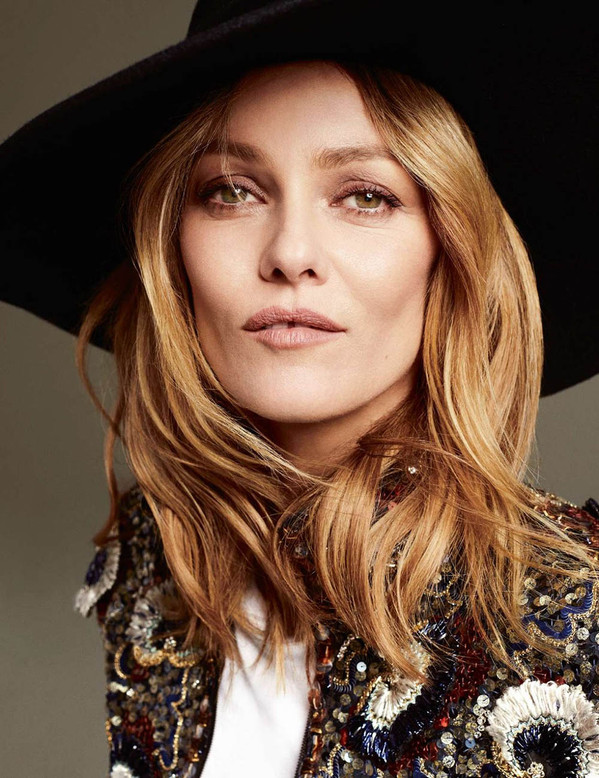 Vanessa Paradis Plastic Surgery Face